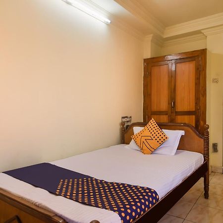 SPOT ON 76144 Hotel Manikanta Residency Visakhapatnam Bagian luar foto