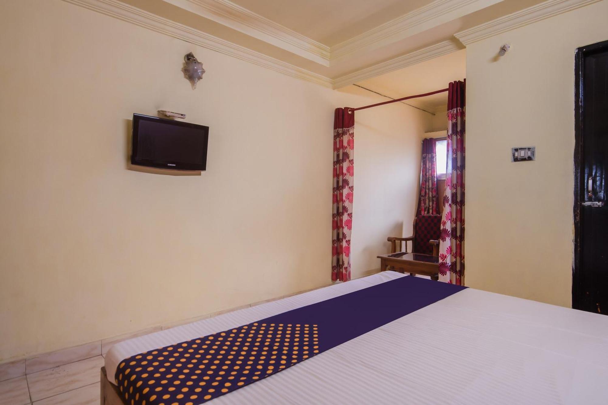 SPOT ON 76144 Hotel Manikanta Residency Visakhapatnam Bagian luar foto